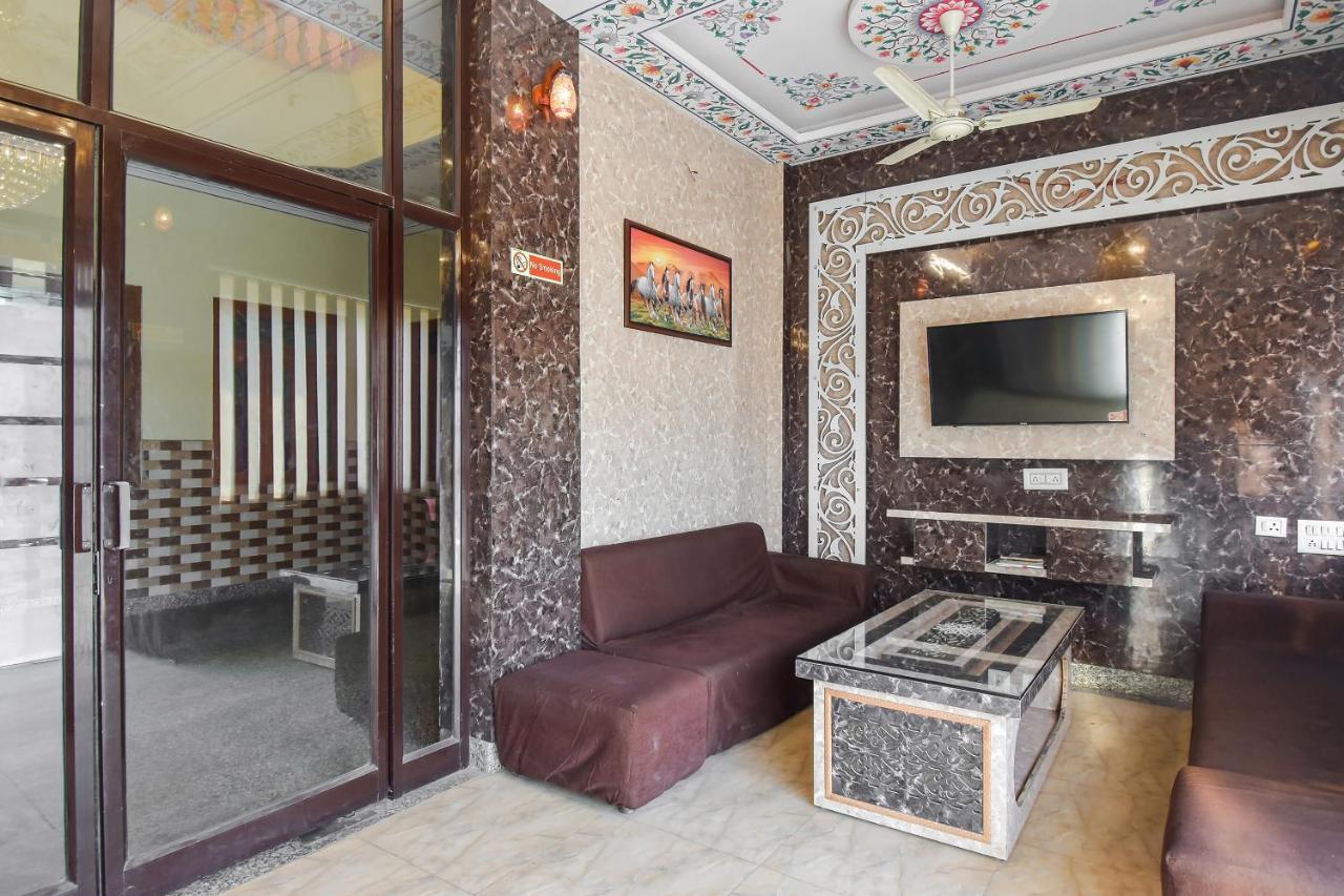 Oyo 11389 Hotel Ng Palace Jaipur Eksteriør bilde