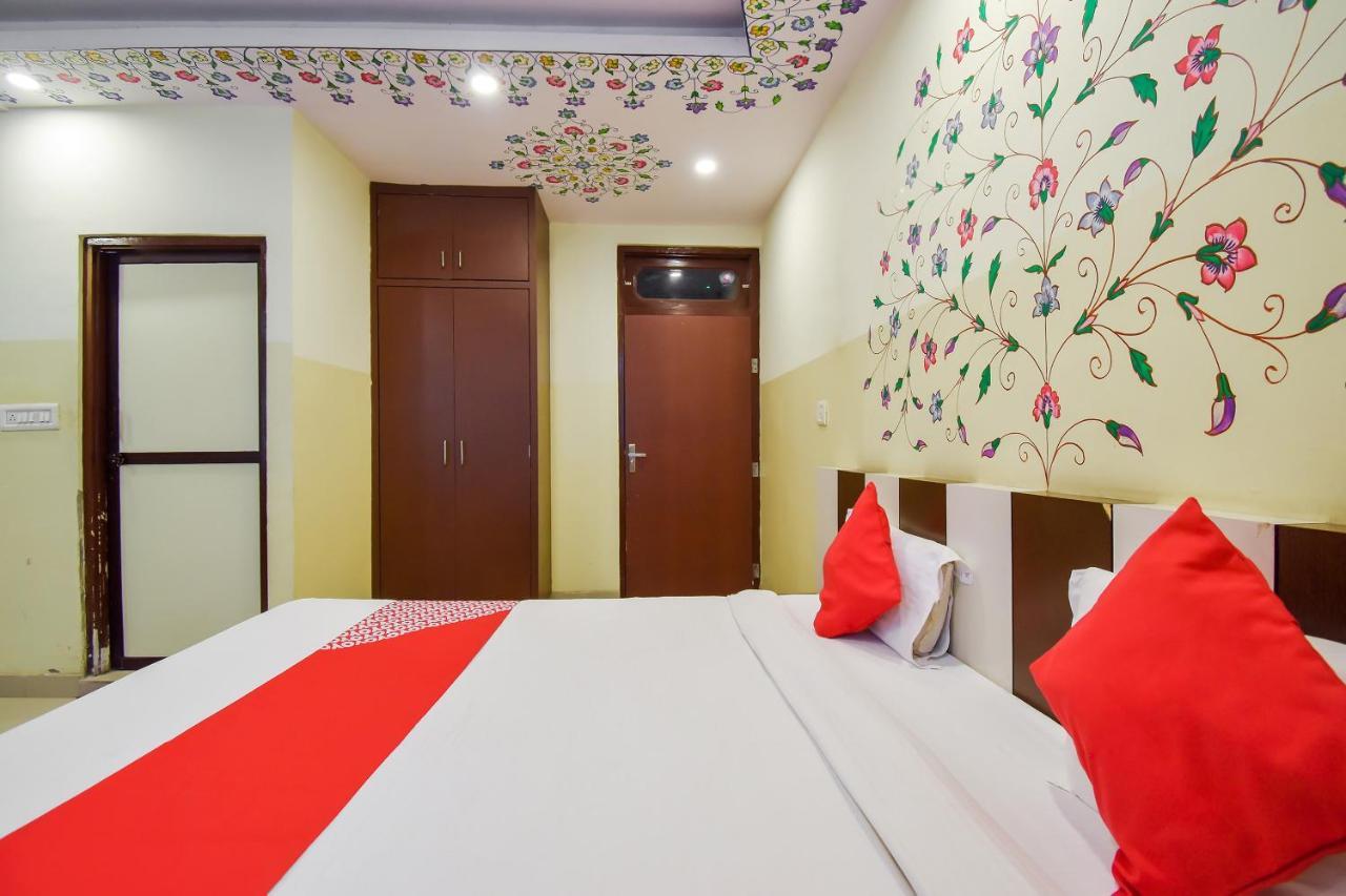 Oyo 11389 Hotel Ng Palace Jaipur Eksteriør bilde