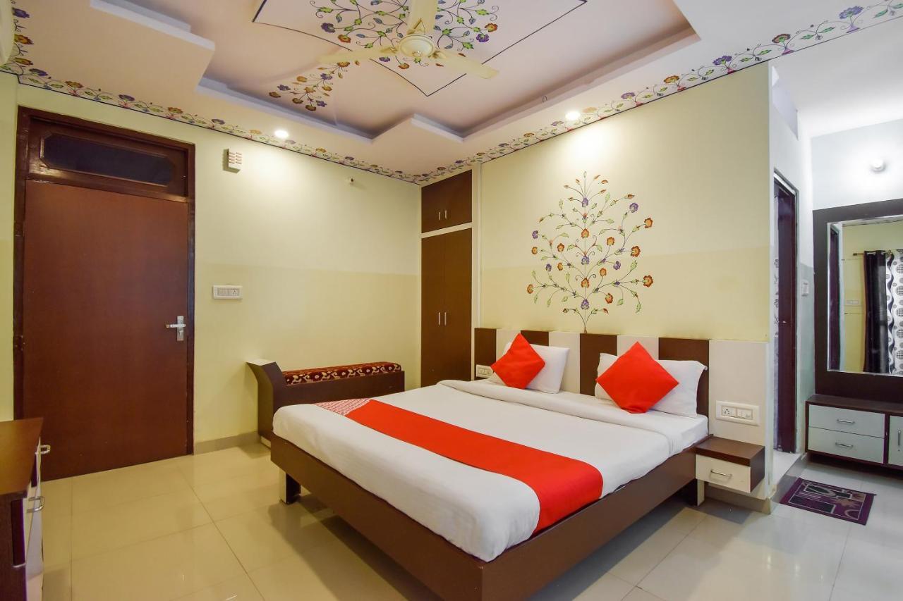 Oyo 11389 Hotel Ng Palace Jaipur Eksteriør bilde