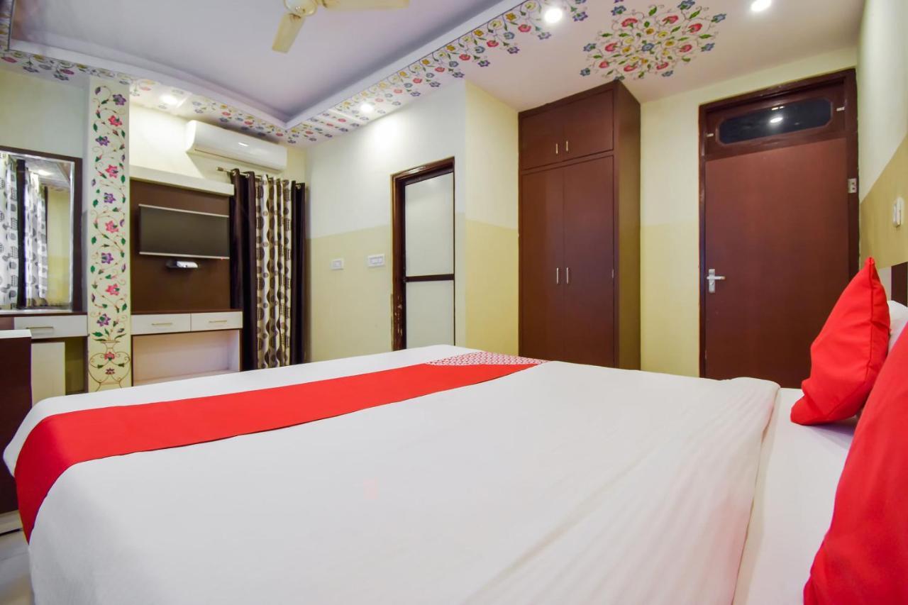 Oyo 11389 Hotel Ng Palace Jaipur Eksteriør bilde