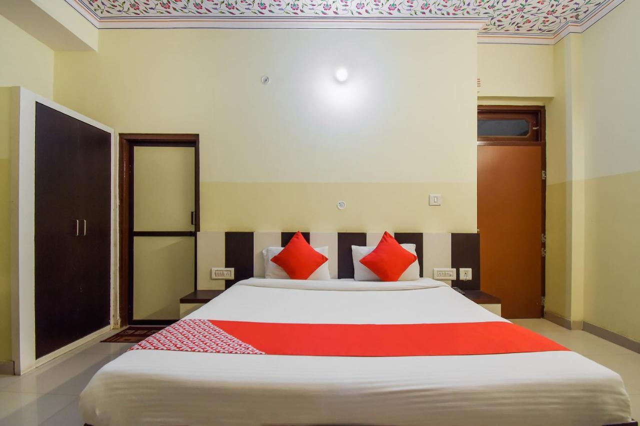 Oyo 11389 Hotel Ng Palace Jaipur Eksteriør bilde